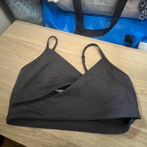 Fabletics - Sports Bra